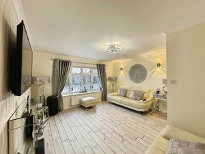 Photo 19- click for photo gallery